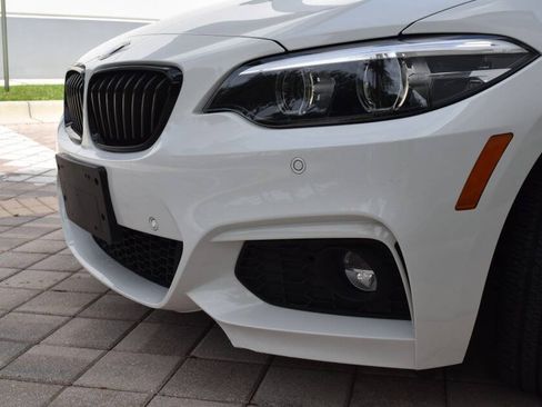 Used 2021 BMW 230i xDrive Convertible AWD/4WD image 15