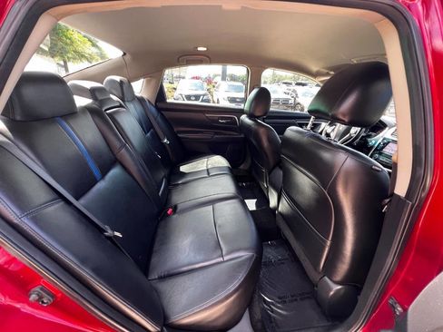 Used 2018 Nissan Altima 2.5 SR w/ SR Special Edition FWD image 11