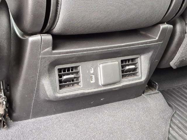 Used 2023 Chevrolet Silverado 1500 LT AWD/4WD image 21