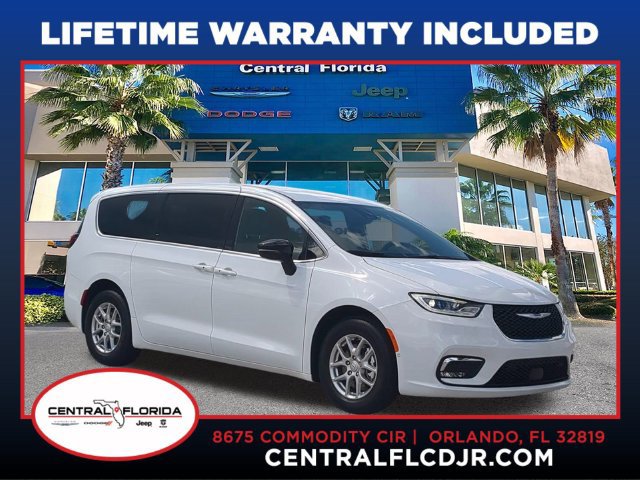 New 2026 Chrysler Pacifica Select FWD image 1