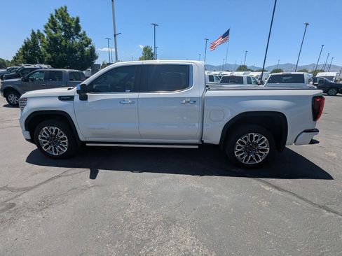 Used 2024 GMC Sierra 1500 Denali Ultimate AWD/4WD image 7
