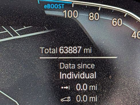 Used 2021 BMW X5 xDrive45e w/ Premium Package image 5