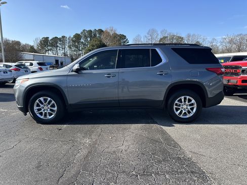 Used 2021 Chevrolet Traverse LT image 5