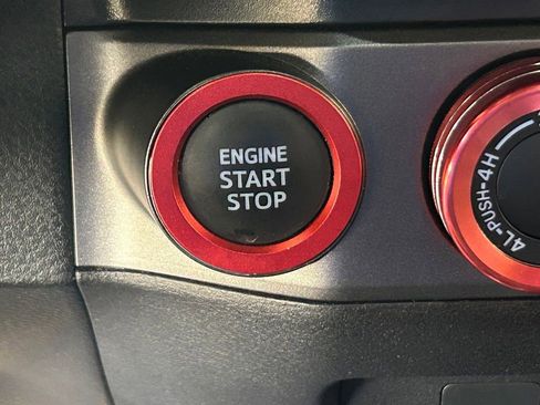 Used 2023 Toyota Tacoma TRD Off-Road image 43