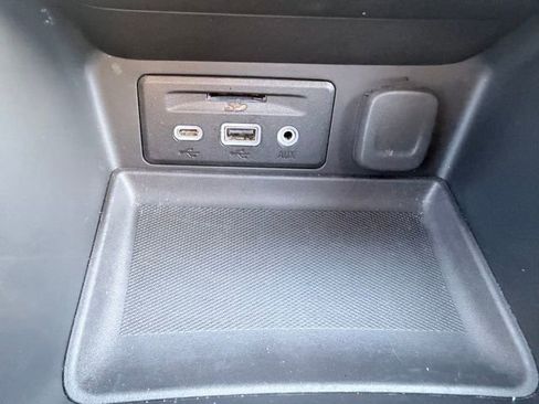 Used 2024 GMC Terrain AT4 image 18