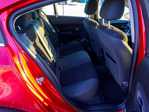 Used 2011 Chevrolet Cruze LT image 19