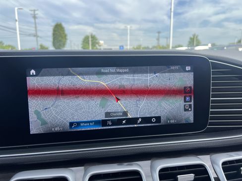 Used 2020 Mercedes-Benz GLE 350 4MATIC image 24