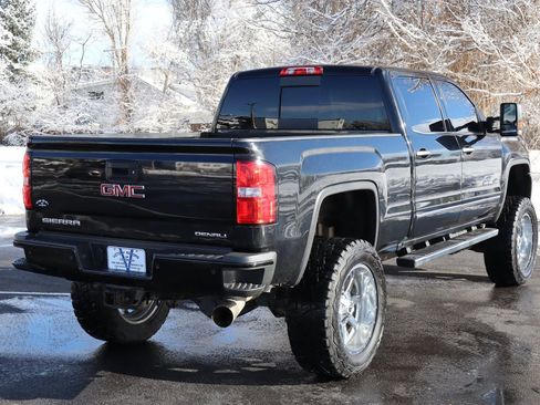 Used 2018 GMC Sierra 3500 Denali w/ Duramax Plus Package image 5