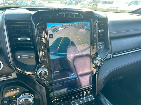 Used 2022 RAM 1500 Limited w/ Body-Colour Bumper Group image 15