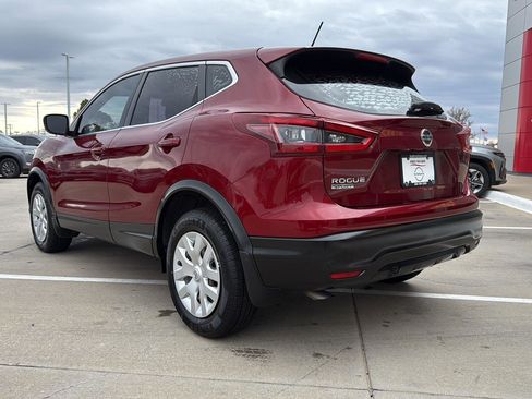Used 2020 Nissan Rogue Sport S image 10