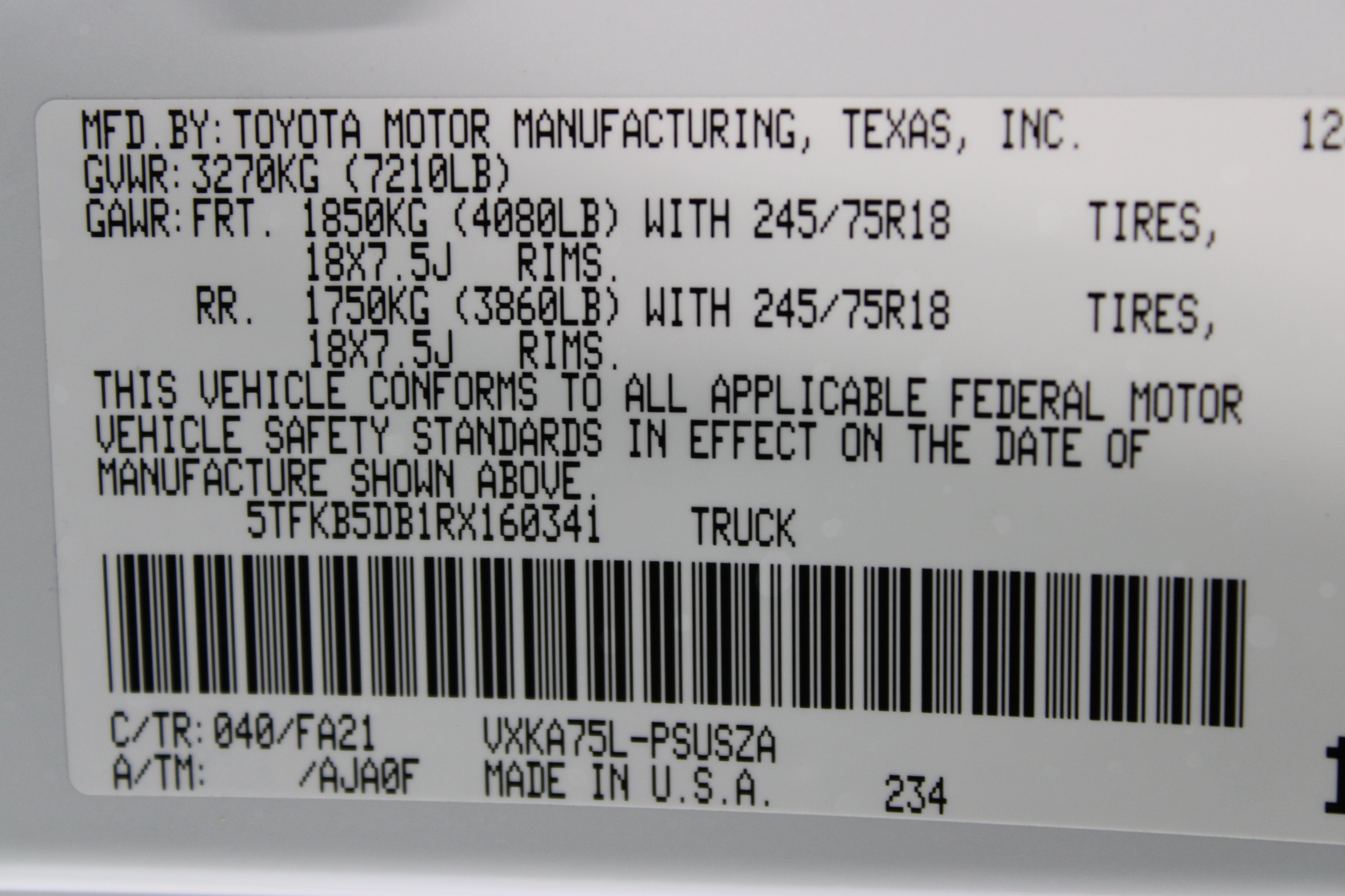 Used 2024 Toyota Tundra SR w/ SR Tow Package AWD/4WD image 40
