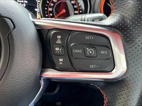 Used 2021 Jeep Gladiator Mojave w/ Uconnect 4C Nav & Sound Group AWD/4WD image 13