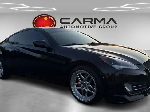Used 2011 Hyundai Genesis 2.0T RWD image 7