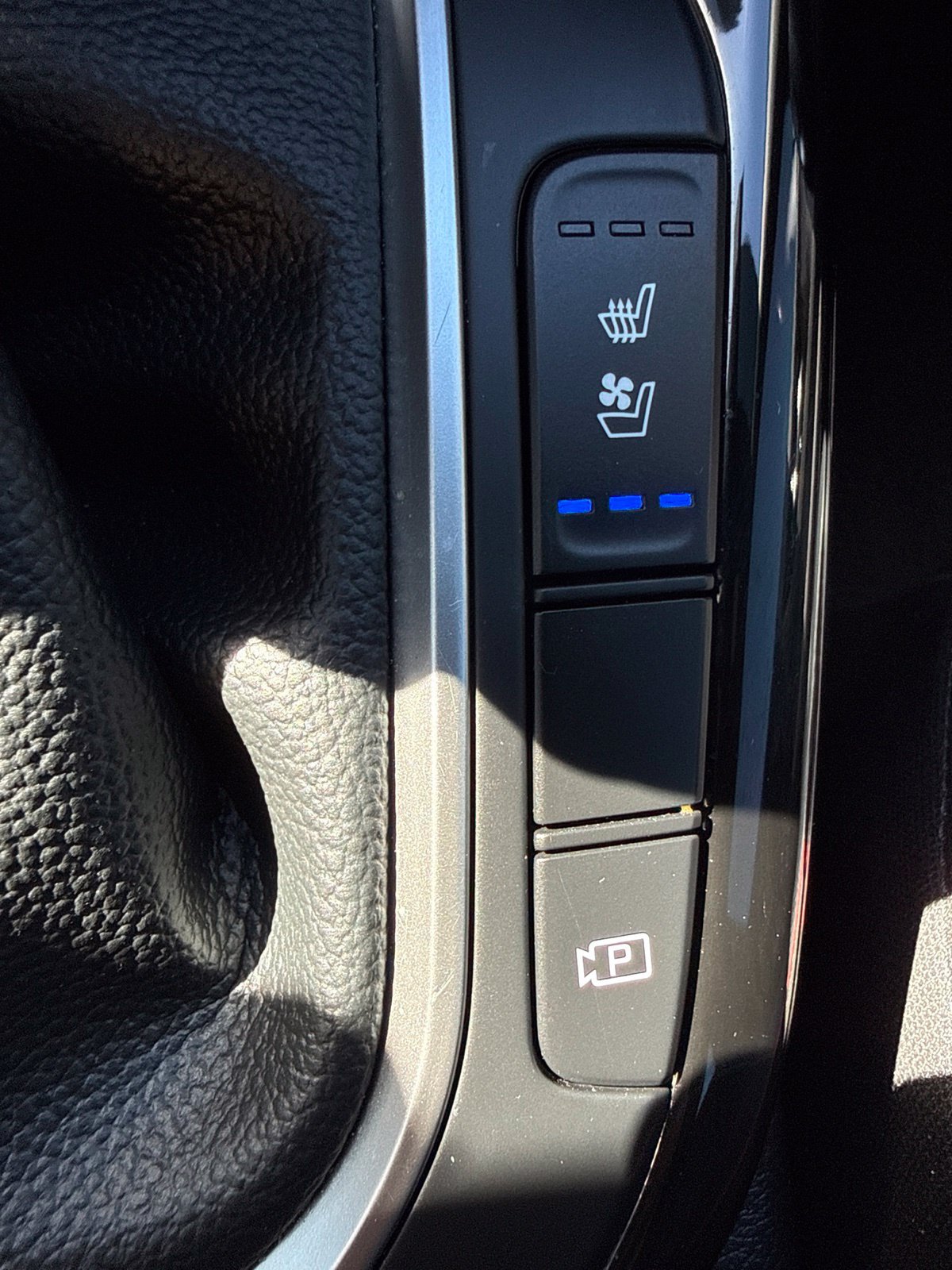 Used 2023 Kia Forte GT w/ GT2 Package FWD image 43