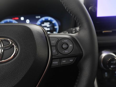 Used 2025 Toyota RAV4 Limited w/ Weather Package image 27