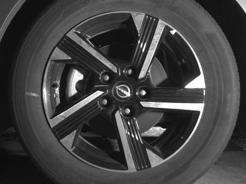 Used 2025 Nissan Sentra SV image 12