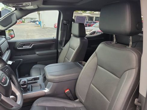 Used 2023 GMC Sierra 1500 SLT w/ SLT Premium Package RWD image 11
