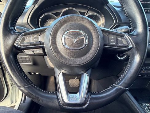 Used 2017 MAZDA CX-5 Touring w/ Preferred Equipment Package FWD image 16