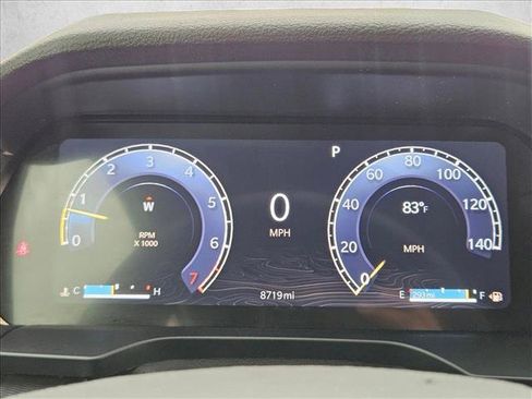 Used 2025 Jeep Grand Cherokee L Altitude AWD/4WD image 10