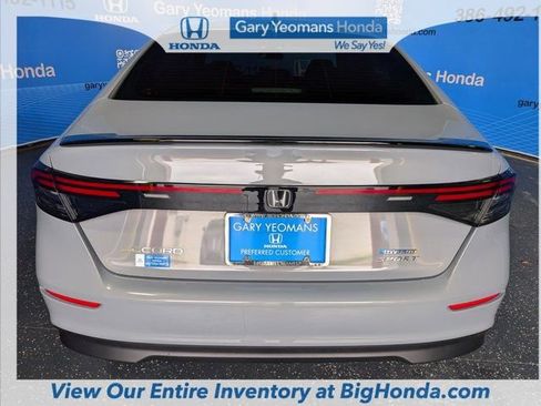 Used 2025 Honda Accord Sport image 8