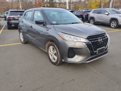 Used 2022 Nissan Kicks S