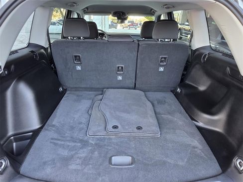 Used 2023 Jeep Grand Cherokee Laredo w/ Luxury Tech Group I image 13