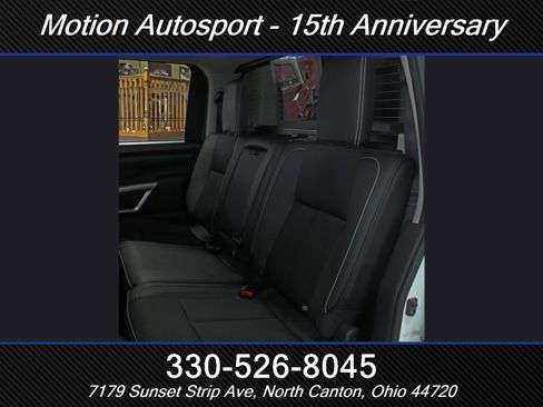 Used 2019 Nissan Titan SV image 40