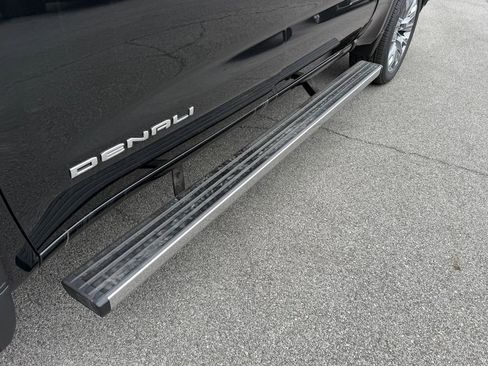 New 2026 GMC Sierra 1500 Denali w/ Denali Reserve Package image 15