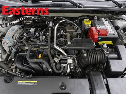 Used 2022 Nissan Sentra SV FWD image 7