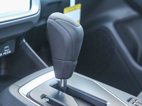 New 2025 Subaru Crosstrek 2.0i Premium image 20