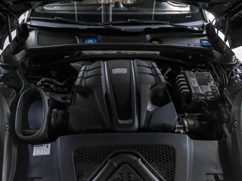 Used 2019 Porsche Macan S image 41