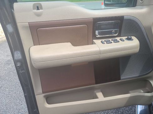 Used 2007 Ford F150 King Ranch image 26