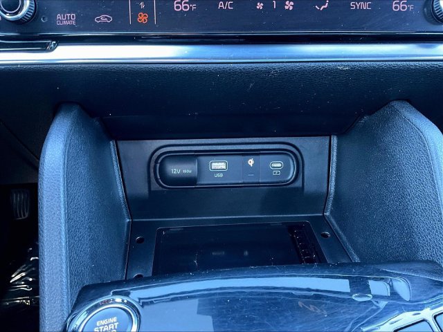 Certified 2024 Kia Sportage X-Line AWD/4WD image 18