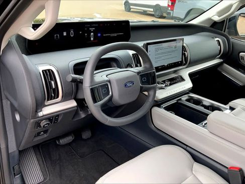 Used 2026 Ford Expedition Max Active AWD/4WD image 18