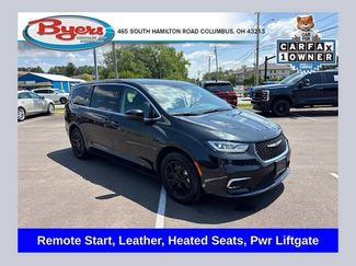 Used 2023 Chrysler Pacifica Touring-L FWD video 1