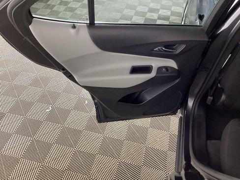 Used 2022 Chevrolet Equinox LT image 13