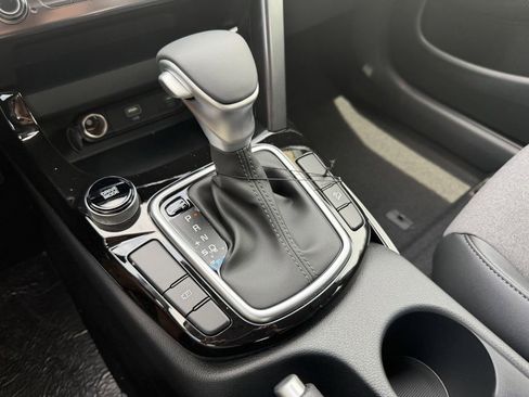 New 2026 Kia Seltos S FWD image 29