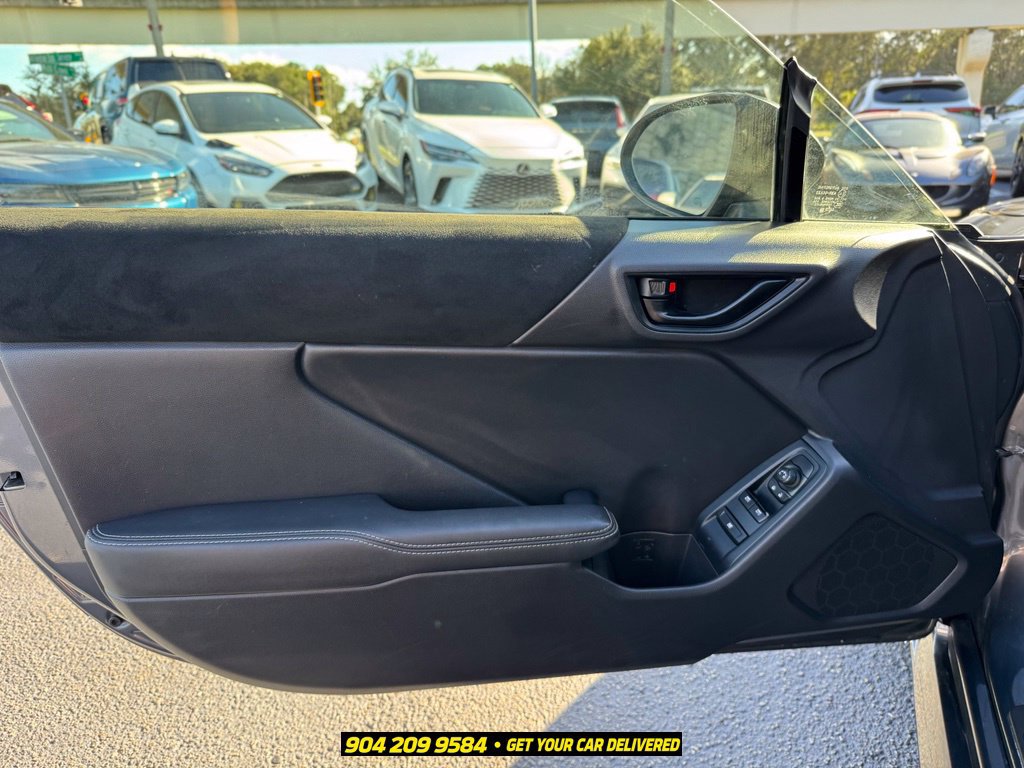 Used 2022 Toyota GR86 Premium w/ ALL Weather Mat Package (TMS) RWD image 23