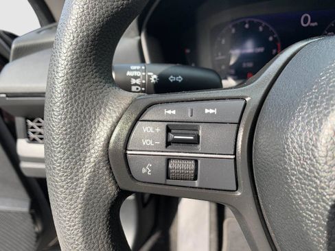 Certified 2023 Honda Accord LX image 15