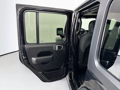 Used 2023 Jeep Wrangler Unlimited w/ Cold Weather Group image 24