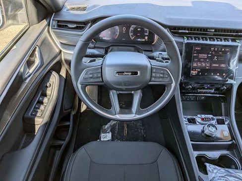 New 2026 Jeep Grand Cherokee L Laredo AWD/4WD image 16