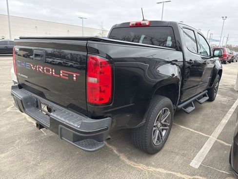 Used 2022 Chevrolet Colorado W/T w/ Custom Special Edition image 5