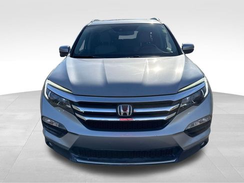 Used 2017 Honda Pilot Touring image 9