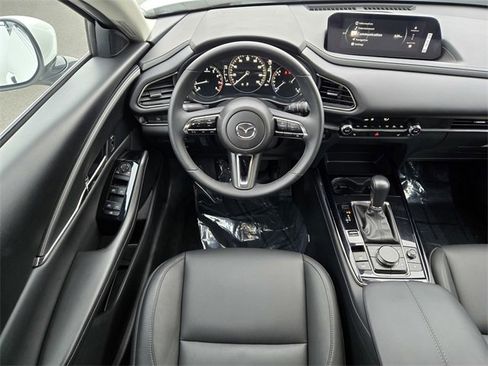 Certified 2025 MAZDA CX-30 AWD 2.5 S w/ Preferred Package image 11