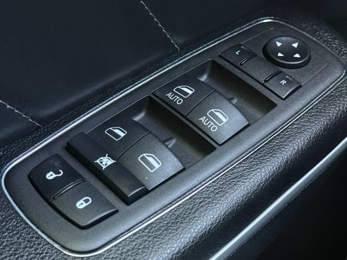 Used 2022 Dodge Charger Scat Pack RWD image 30