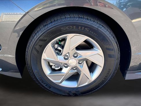 Certified 2025 Hyundai Sonata SE FWD image 34