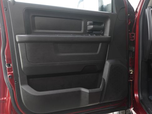 Used 2014 RAM 1500 Express image 19