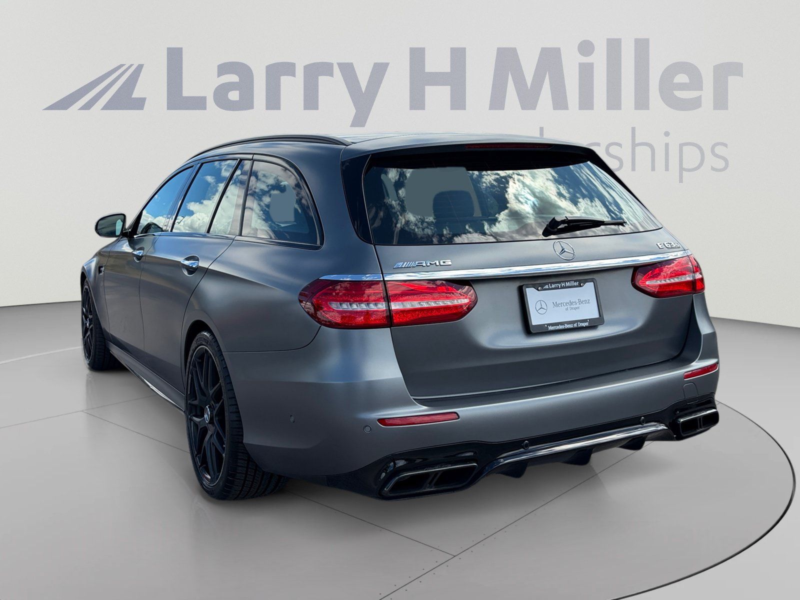 Used 2019 Mercedes-Benz E 63 AMG S image 3