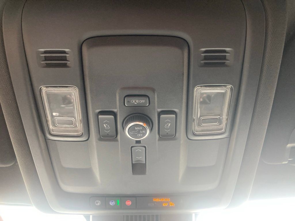 Certified 2025 GMC Yukon Elevation AWD/4WD image 40