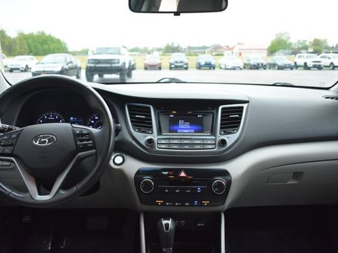 Used 2016 Hyundai Tucson Sport AWD/4WD image 30